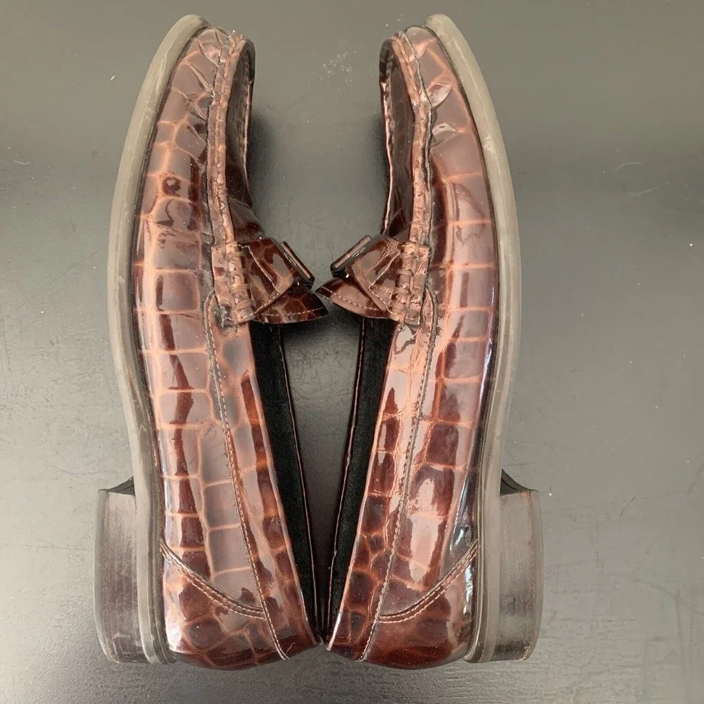 Etienne Aigner CHICKLET 7.5 Brown Crocodile Leather Flat Loafers Buckle Shoes